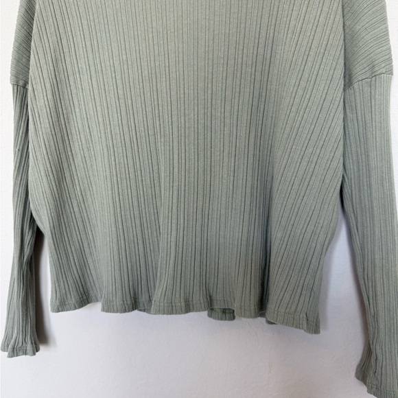 Anthropologie Entro Ribbed Knit Blouse in Soft Green - Picture 4 of 6